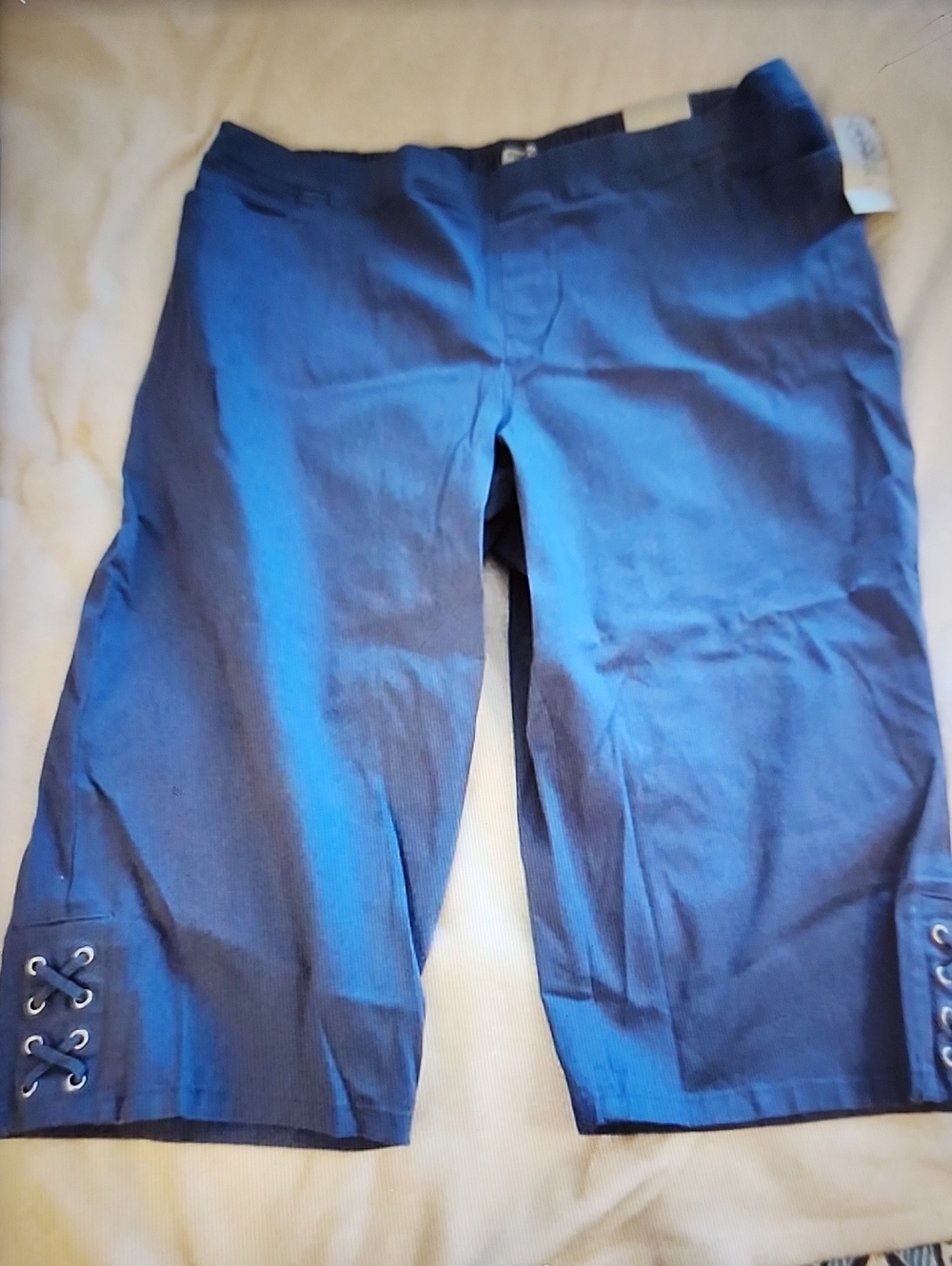 Catherine's Capri size 3XL.